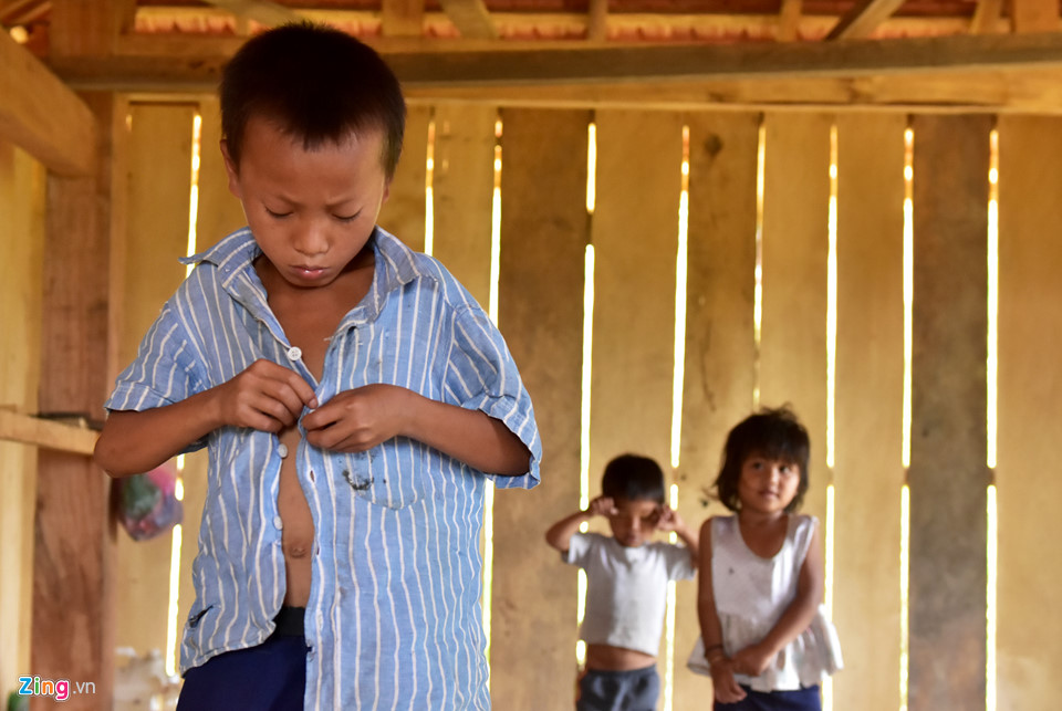 Tảo hôn, người phụ nữ 30 tuổi chuẩn bị vượt cạn lần thứ 6